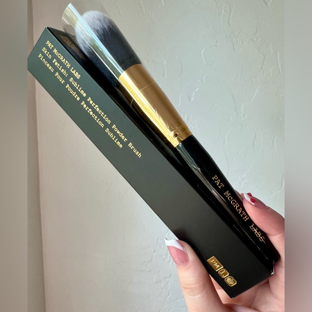 Pat McGrath Labs Skin Fetish Sublime Perfection Powder Brush